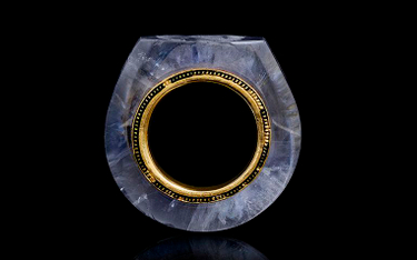 Niezwykły pierścień szalonego rzymskiego cesarza Kaliguli na aukcji