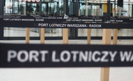 Spada liczba pasażerów korzystających z lotniska w Radomiu