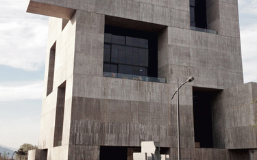 Budynek Centrum Innowacji Uniwersytetu Katolickiego w Santiago de Chile zaprojektowany przez Alejand