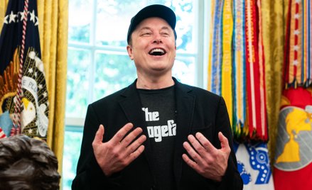 Elon Musk kupił akcje Tesli o wartości 1 miliarda dolarów