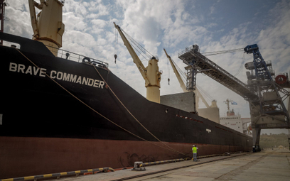 Statek Brave Commander, który przewoził zboże z ukraińskiego portu Jużne do Etiopii