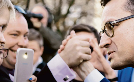 Polacy się przyzwyczaili, że politycy wsłuchują się w ich głosy i starają się zrealizować ich potrze