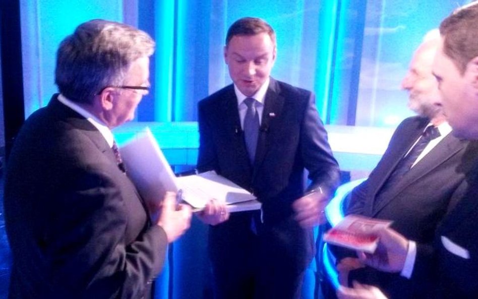 Po debacie Andrzej Duda powiedział prezydentowi Bronisławowi Komorowskiemu, że było mu przykro, gdy 