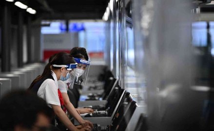 Ponad 20 tys. zakażeń w Tokio. Bary mają się zamykać o 22