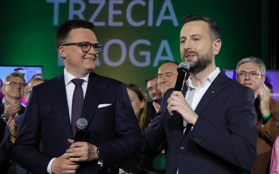 Liderzy Trzeciej Drogi, marszałek Sejmu Szymon Hołownia i wicepremier, minister obrony narodowej Wła