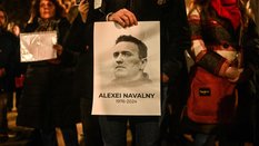 Uroczystości upamiętniające rosyjskiego lidera opozycji Aleksieja Nawalnego w Krakowie