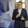 Premier Mateusz Morawiecki promujący Polski Ład na spotkaniu z mieszkańcami Miłakowa w województwie 