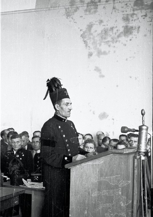 Wincenty Pstrowski (1904–1948), górnik z kopalni Jadwiga w Zabrzu. Jako pierwszy został uznany za „p