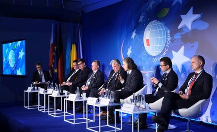 Będzie nowocześnie i ekologicznie, a pociągi przyśpieszą – podkreślano podczas debat.