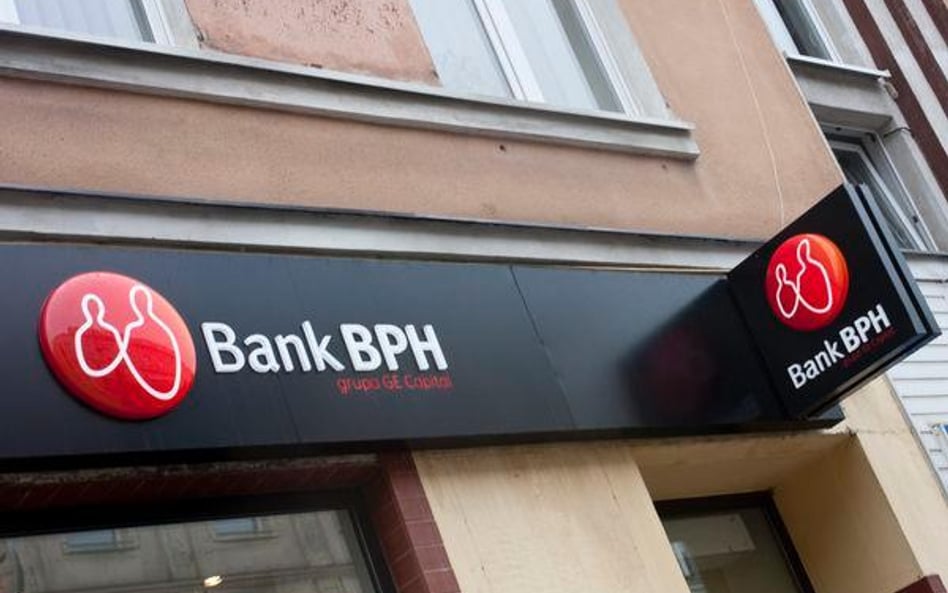 Zysk netto grupy Banku BPH w II kwartale 2011 roku wyniósł 56,5 mln zł