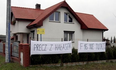 Hałas F-16 obniża wartość domu