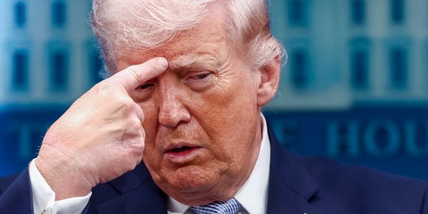 Polityczna burza w USA. Groźby wobec Iranu mogą kosztować Trumpa prezydenturę