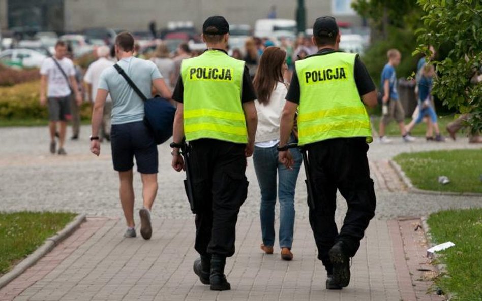 Gdzie się obejrzysz, tam patrol. Tak ma być w miejscach szczególnie zagrożonych