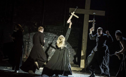 Spektakl "Klątwa". Teatr Powszechny wydał oświadczenie