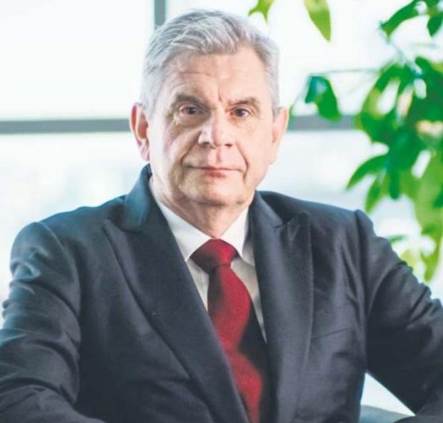 Jacek Oko, prezes Urzędu Komunikacji Elektronicznej, i Dominik Rozkrut, szef Głównego Urzędu Statyst