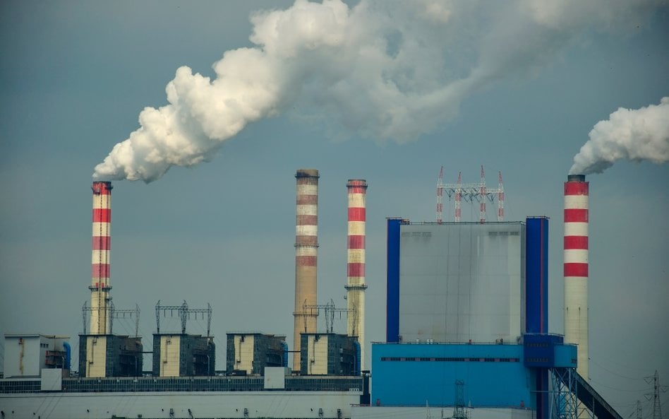ZE PAK zwolni w 2026 r. około 700 osób. Trwa transformacja. Co z atomem?