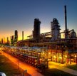 Obecność spółek takich jak PKN Orlen (na zdjęciu rafineria koncernu) na liście firm strategicznych n