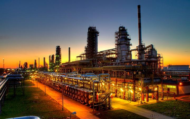 Obecność spółek takich jak PKN Orlen (na zdjęciu rafineria koncernu) na liście firm strategicznych n
