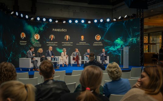 Od lewej: Sebastian Ogórek, Szef serwisu Wyborcza.biz oraz działu ekonomicznego Gazety Wyborczej, Ma