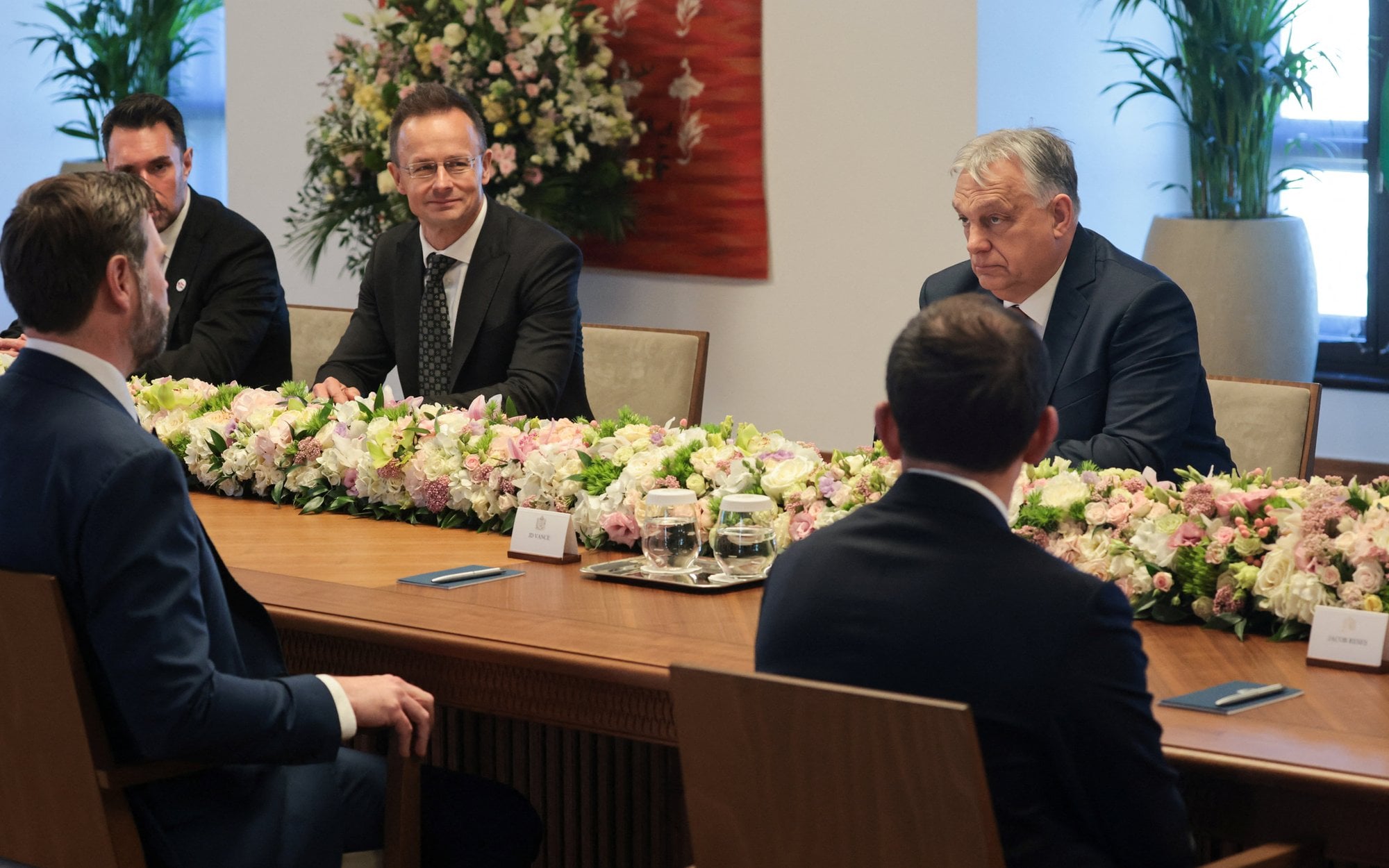 Orban zabrał głos ws. kontaktów Szijjártó z Ławrowem