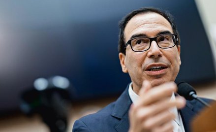 Amerykański sekretarz skarbu Steven Mnuchin wielokrotnie korzystał z broni, jaką są sankcje.