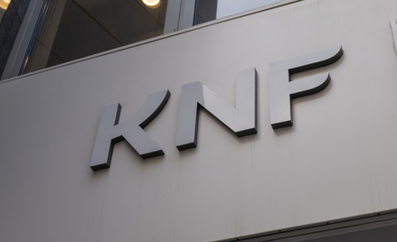 KNF zgodziła się na wycofanie z obrotu akcji Summa Linguae Technologies i Arterii