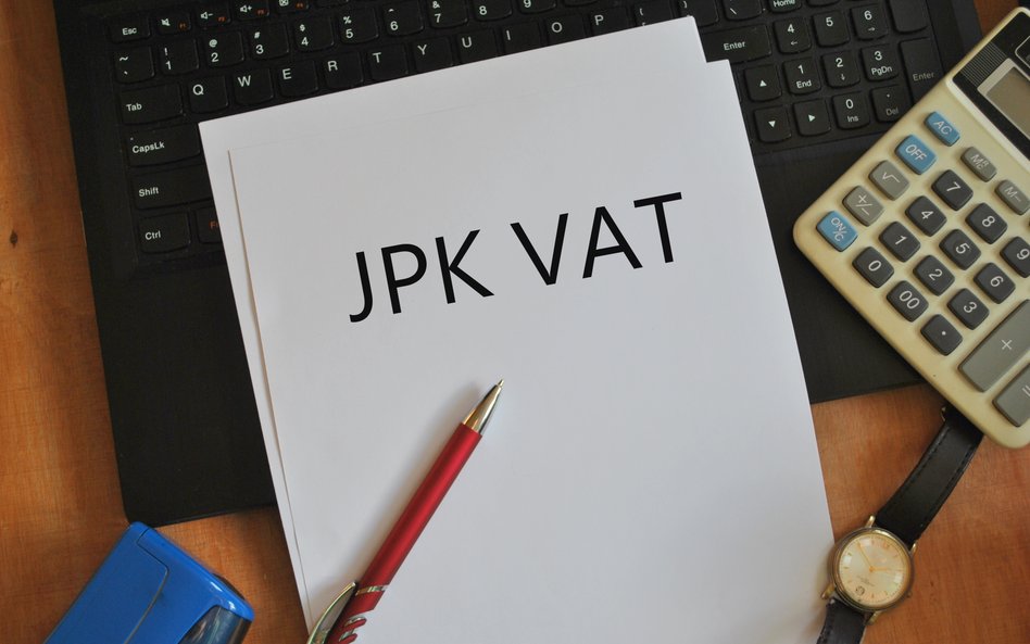 Elektroniczna księga i JPK dla małych firm. Fiskus nie ustępuje