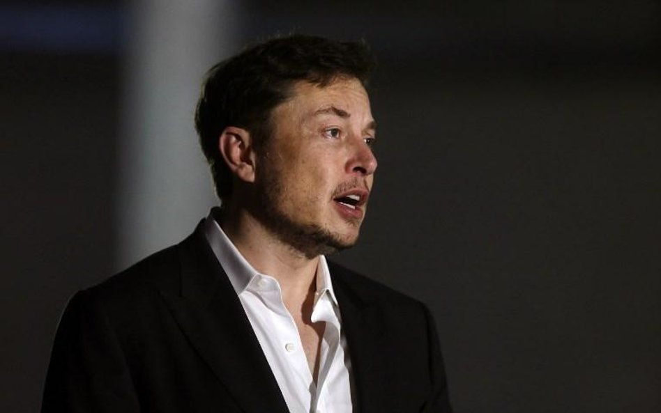 Elon Musk swoją "Teslaquilą" naraża się Meksykanom