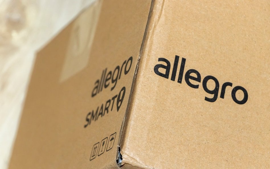 Allegro wciąż kilka długości przed Temu