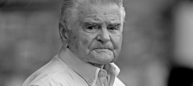 Postać obdarzona wyjątkowym szacunkiem przez wiele pokoleń kibiców odeszła w wieku 90 lat