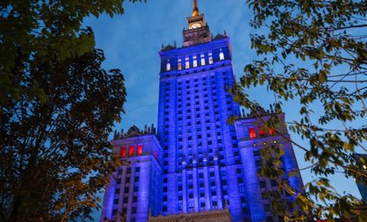 Na niebiesko podświetlony zostanie m.in. Pałac Kultury i Nauki
