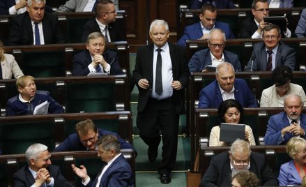 Dąbrowska: PiS potrzebuje świętej wojny, by wygrać