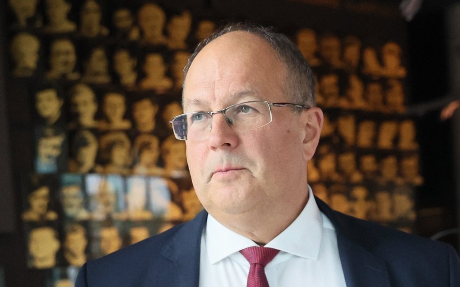 Marian Kmita przejmuje rządy w PKOl. Kto stanie na czele Polsatu Sport?