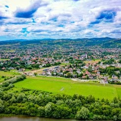 Powiaty na eliminowaniu użytkowania wieczystego miały zyskać, a tracą