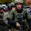 Jednostka SWAT na miejscu tragedii w Pittsburghu