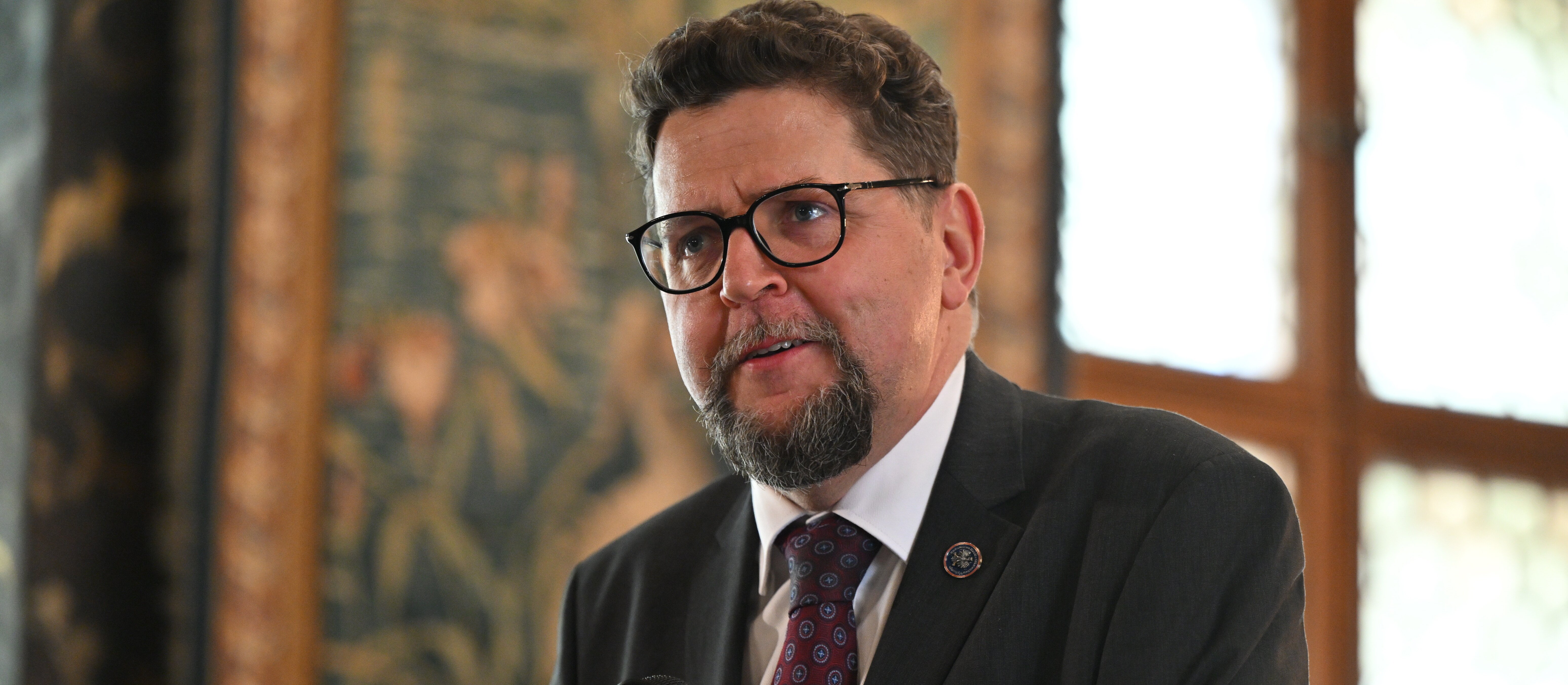 Patryk Jaki o słowach Szeptyckiego o UPA. Żąda natychmiastowej dymisji