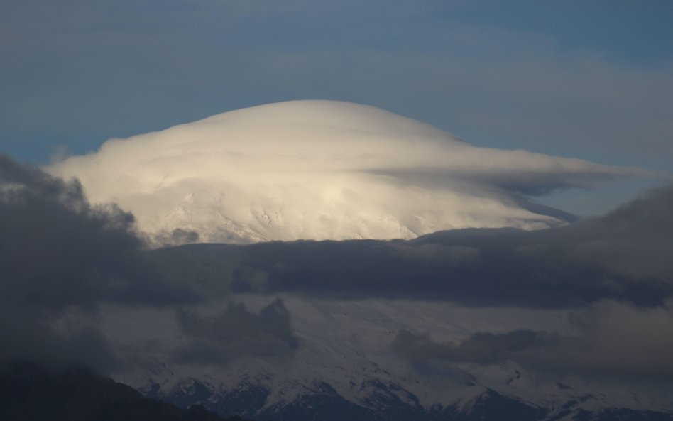 Góra Ararat znajduje się we wschodniej Turcji. Dla Armenii miejsce to jest symbolem narodowym.