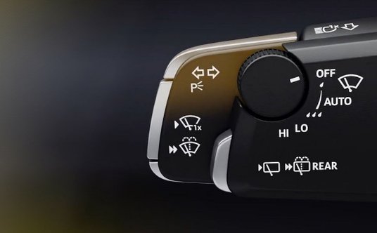 Tak wygląda dźwignia kierunkowskazu w nowym Audi Q3