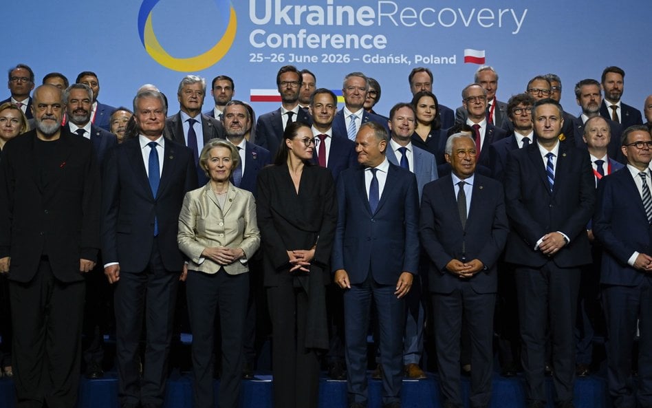 Konferencja na rzecz Odbudowy Ukrainy (The Ukraine Recovery Conference URC 2026). W pierwszym rzędzi