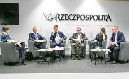 Uczestnicy debaty podkreślali, że pod przykrywką punktowych regulacji nowa ustawa doprowadzi do marg