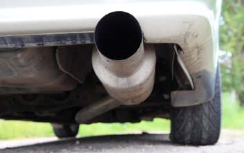 Okolice Mazowieckiej nawiedzają entuzjaści przerabiania aut, czyli tzw. tuningu