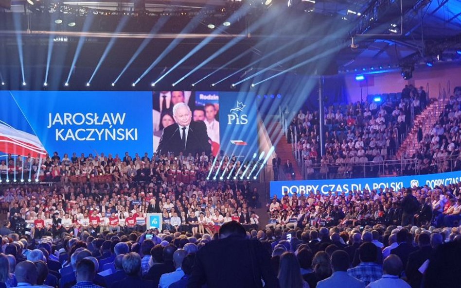 Rządowi eksperci krytykują kluczową obietnicę PiS?