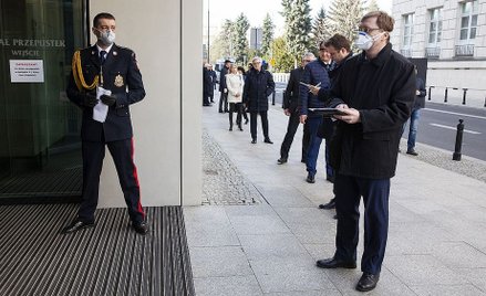 Wnioski od obywateli utknęły przy Wiejskiej