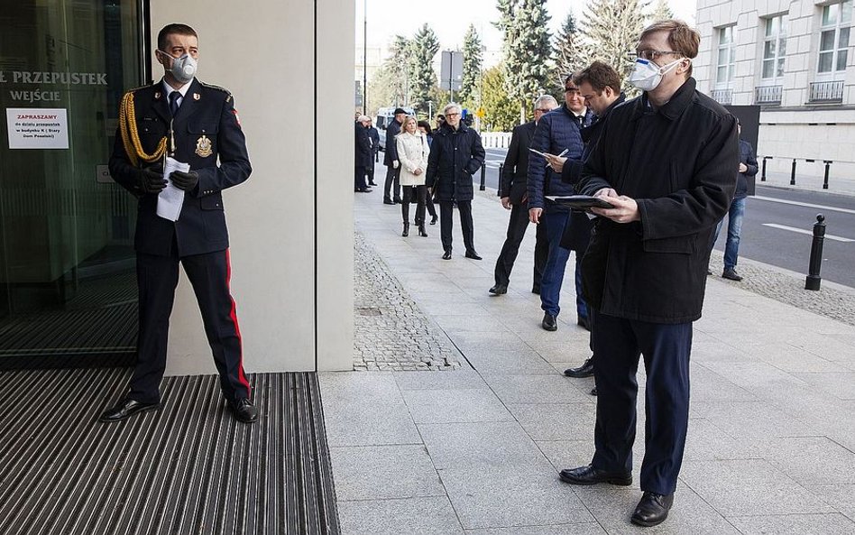 Wnioski od obywateli utknęły przy Wiejskiej