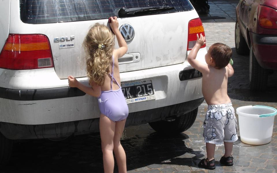Auto zastępcze zbliżone standardem do uszkodzonego