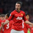 Robin van Persie strzelił w Premiership już 24 gole. Zdaniem Fergusona ma równie dobry wpływ na kole