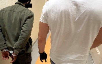 Policjanci zatrzymali Litwina za nielegalne przewożenie migrantów