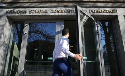 Budynek Krajowej Szkoły Administracji Publicznej w Warszawie