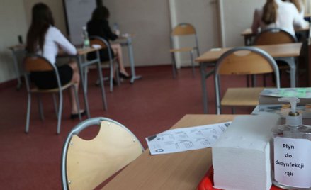 Małopolska kurator: Zawsze dzieci chorowały, dorośli chorowali i to na pewno się nie zmieni
