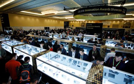 Targi CES w Las Vegas; salon, który miał być „tylko” wystawą elektronicznych gadżetów, przerósł wsze